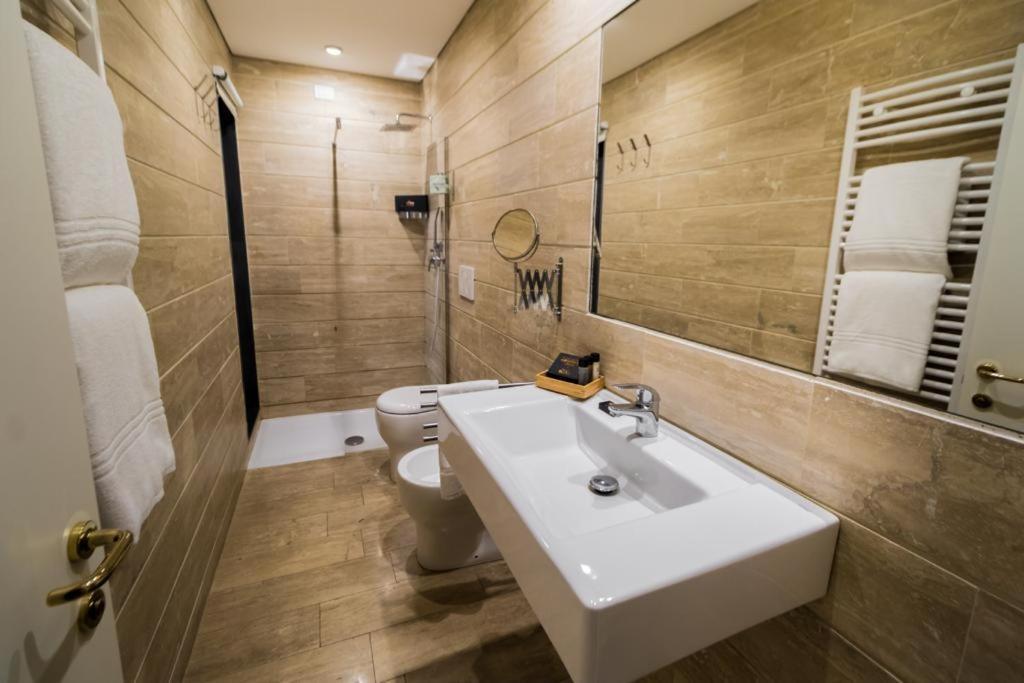 Nerello Suites And Rooms Catania Luaran gambar
